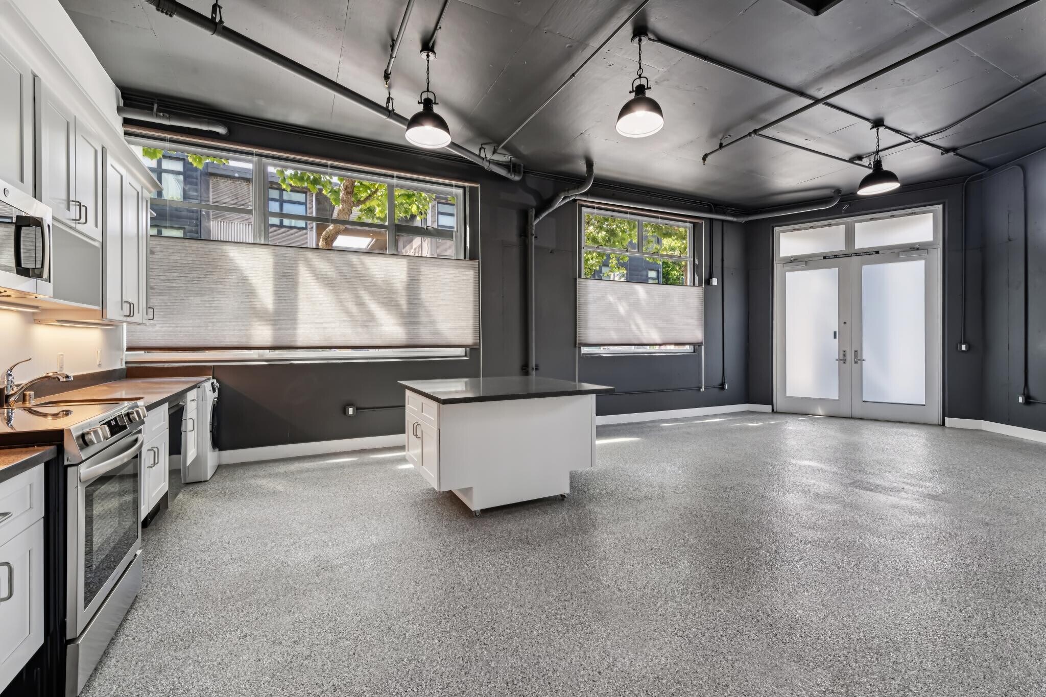 Building Photo - 3960 Adeline St