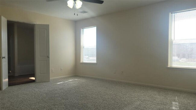 Building Photo - 17327 Osprey Forest Dr