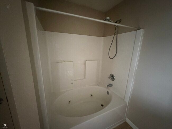 Building Photo - 2424 Boyer Ln