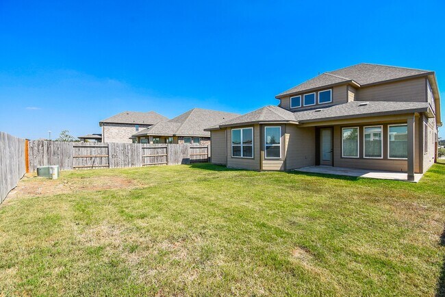 Building Photo - 2008 Harrow Oak Ln