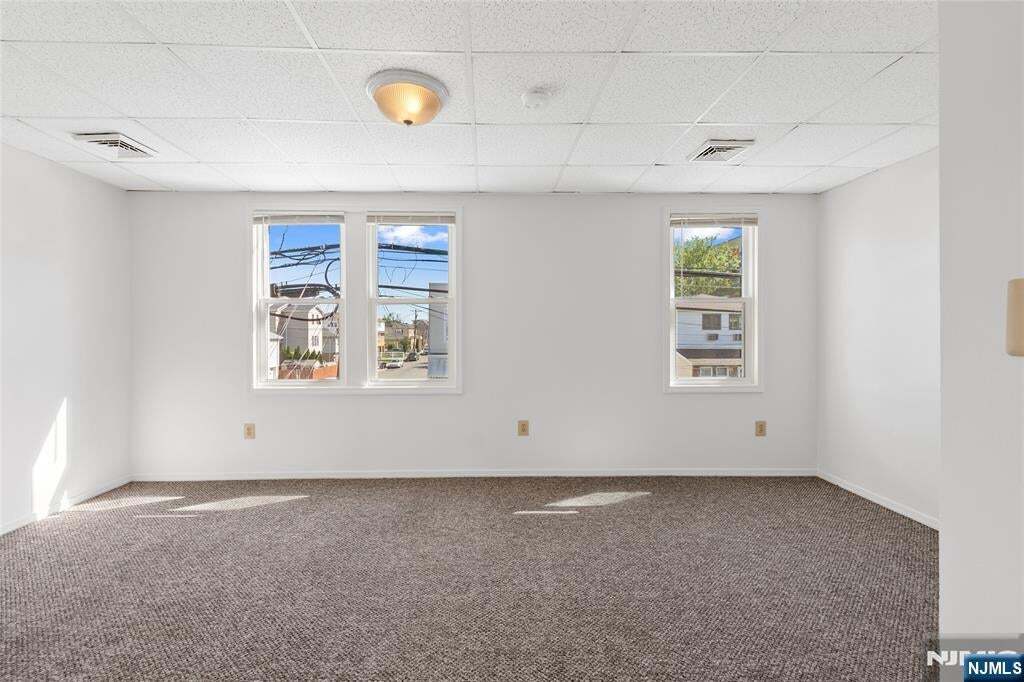 Building Photo - 275 Centre Ave