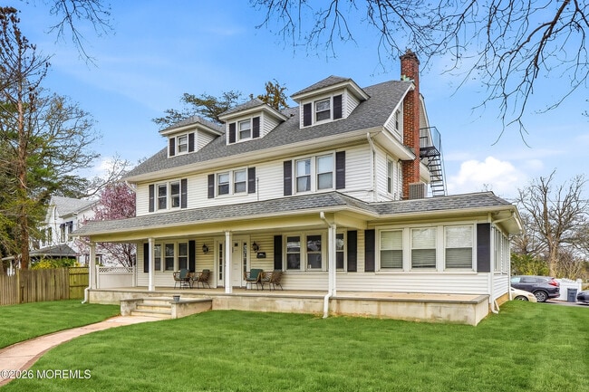 Building Photo - 309 Cedar Ave