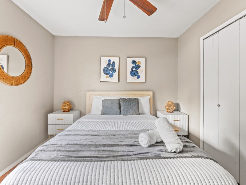 Building Photo - 1108 Collin Dr