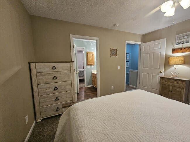 Building Photo - 1105 13th St