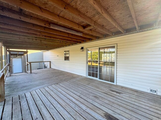 Building Photo - 36 Guess Ln