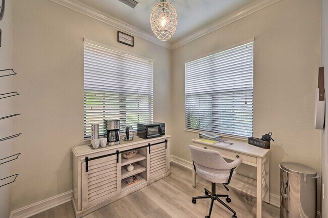 Building Photo - 9117 Chula Vista St