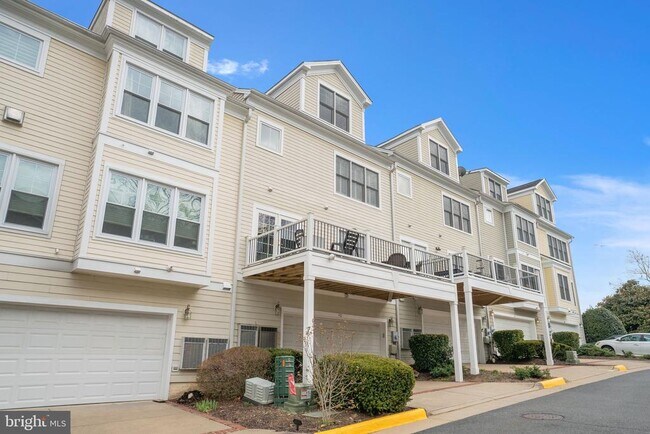 Building Photo - 92 Washington St