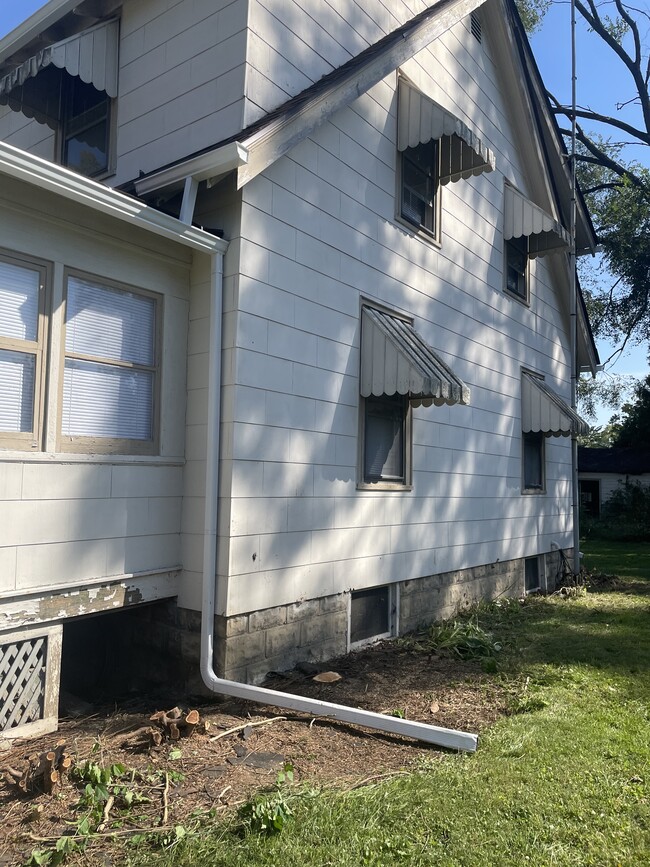 Building Photo - 405 Ravenna Rd