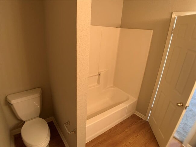 Building Photo - 2509 Riddle Rd