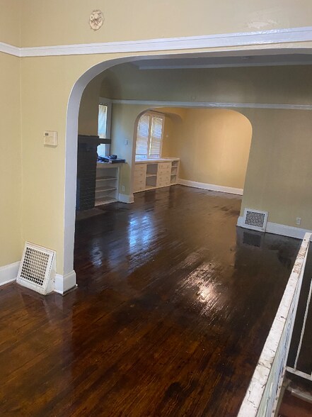 Primary Photo - 3019 N 45th St