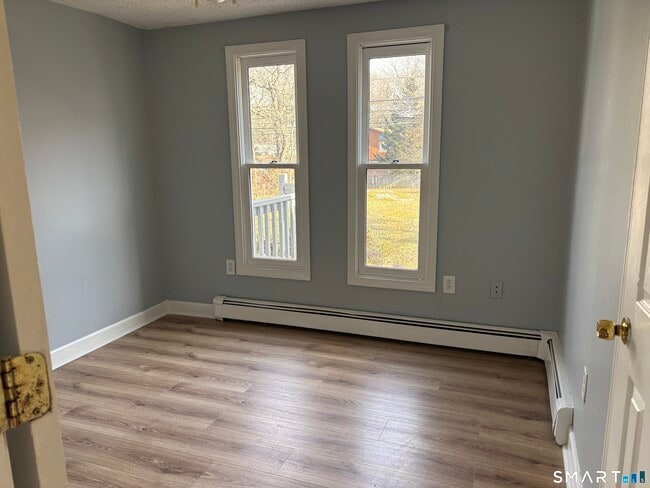 Building Photo - 2105 Reservoir Ave