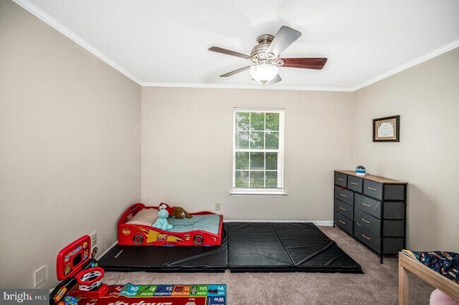 Building Photo - 75 Fern Oak Cir