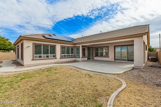 Building Photo - 15468 W Coolidge St