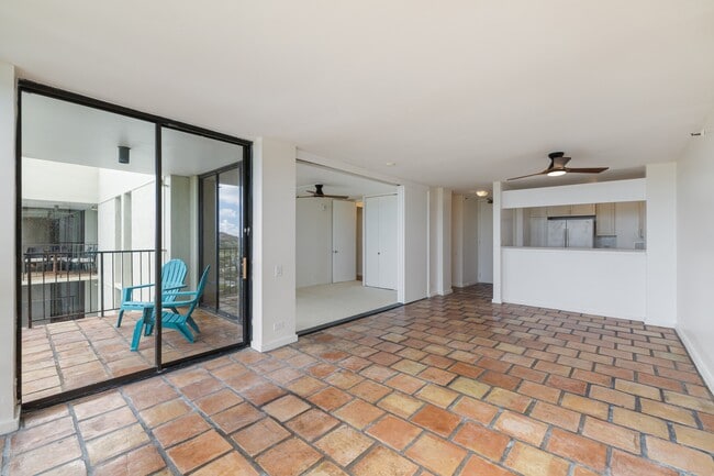 Building Photo - 322 Aoloa St