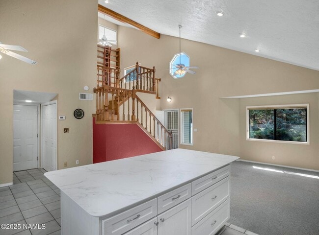 Building Photo - Gorgeous Flagstaff Rental