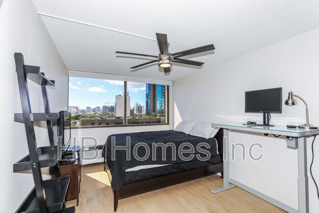 Building Photo - 55 S Kukui St