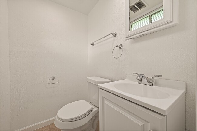 Building Photo - 6311 Tall Willow Dr