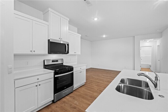 Building Photo - 523 Nevada St