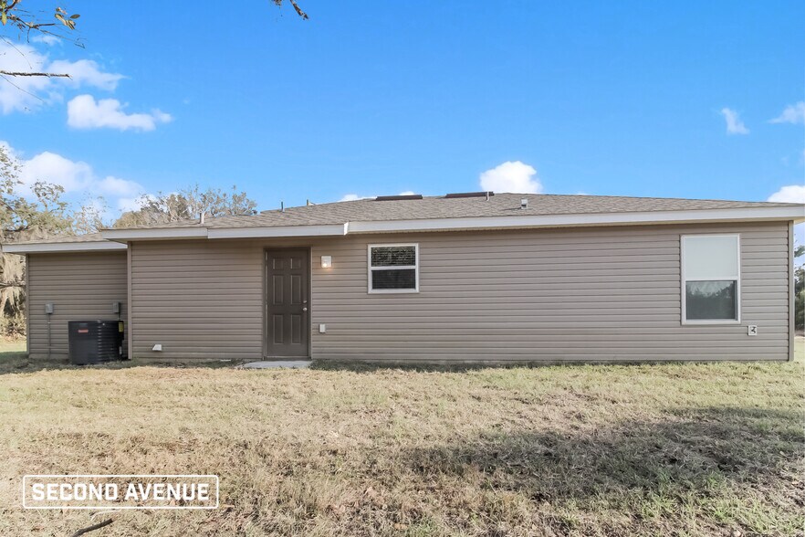 Building Photo - 9 Ash Trail