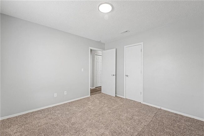 Building Photo - 4378 W Thrasher Dr