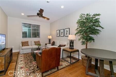 Building Photo - 627 Deep Valley Dr
