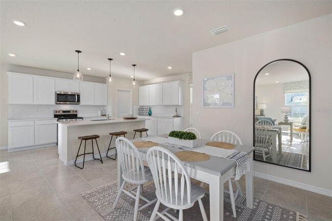 Building Photo - 10876 Waterwood Aly