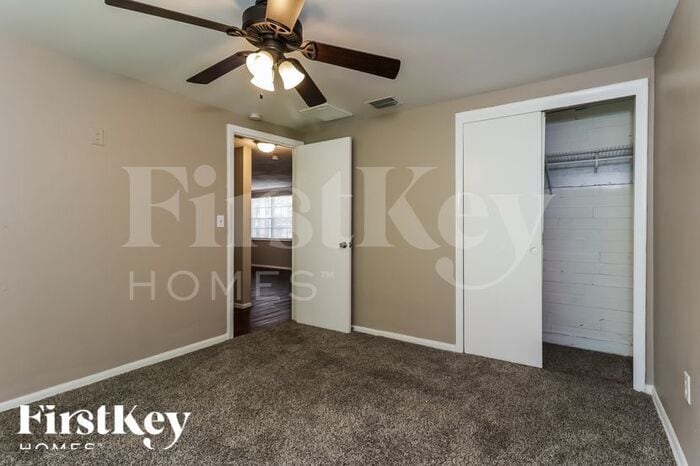 Building Photo - 4125 Woodsville Dr