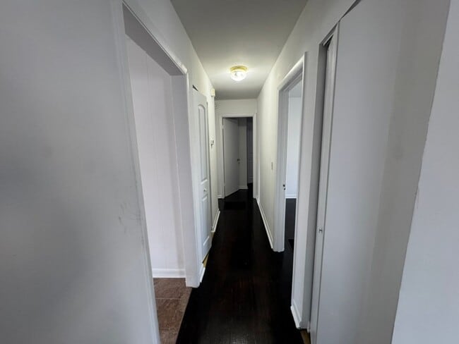 Building Photo - 3 Bedroom, 1 Bath House East Nashville!