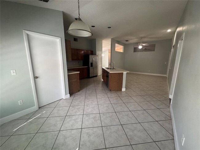 Building Photo - 10941 Mill Pond Way
