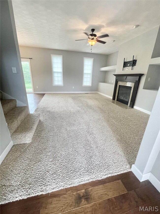 Building Photo - 805 Bluff Ridge Ln