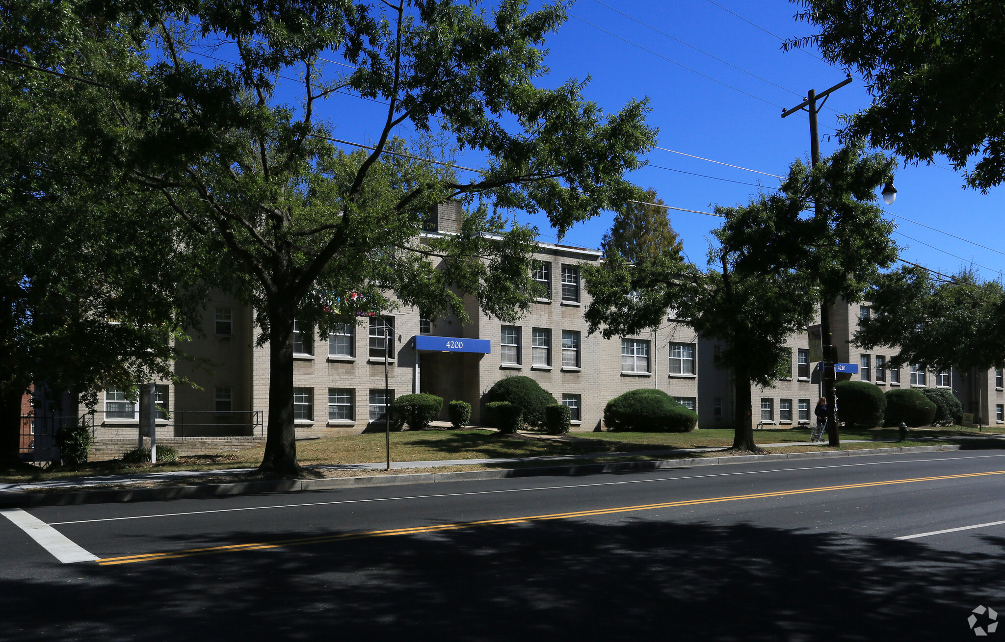 Building Photo - Delwin Apartments