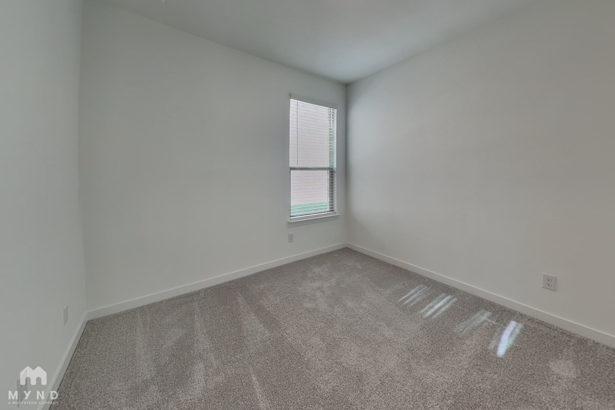 Building Photo - 804 Demelza Dr