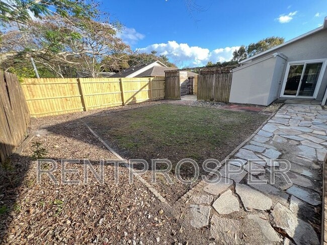 Building Photo - 10467 Riva Ridge Trail