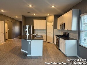 Building Photo - 14106 Roller Mls