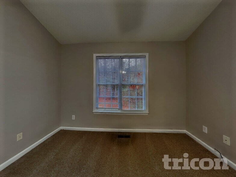 Building Photo - 76 Wild Oaks Ct