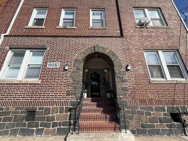 Building Photo - 8610 John F. Kennedy Blvd