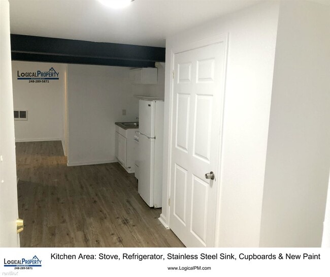 Building Photo - 1 br, 1 bath House - 15000 Greenfield Rd # 13