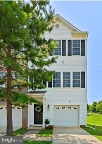 Building Photo - 35123 Sara Ct