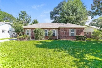 Building Photo - 6350 Limewood Ave