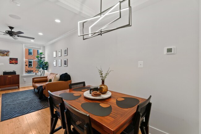 Building Photo - 531 E Fort Ave