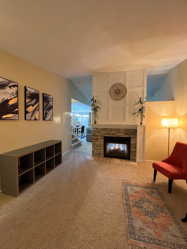 Building Photo - 5494 S Picadilly St