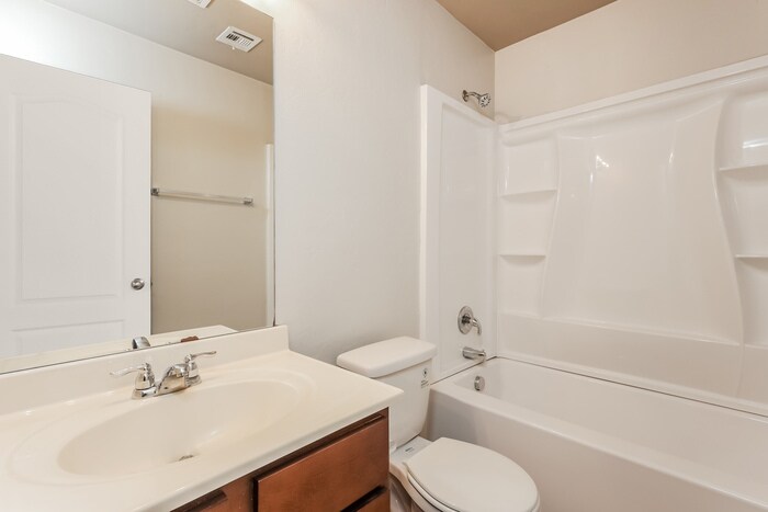 Building Photo - 9329 NW 70th St