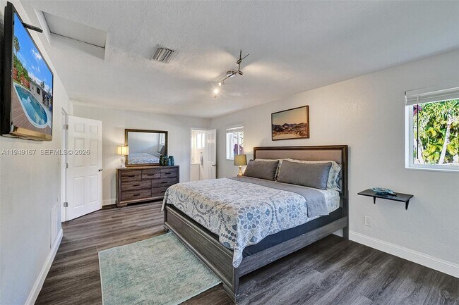 Building Photo - 3730 SW 47th Ct