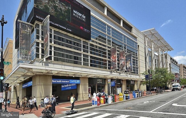 Building Photo - 400 Massachusetts Ave NW