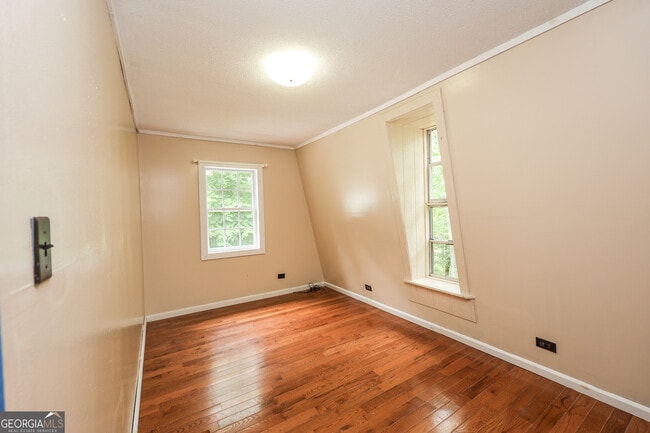 Building Photo - 168 Williams Rd
