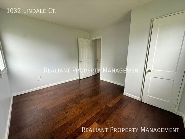 Building Photo - 1032 Lindale Ct
