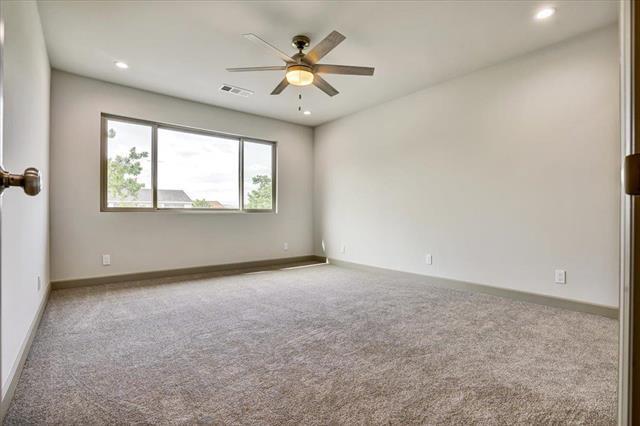 Building Photo - 3283 Fronda Dr