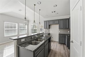 Building Photo - 1204 Parkhurst Ave