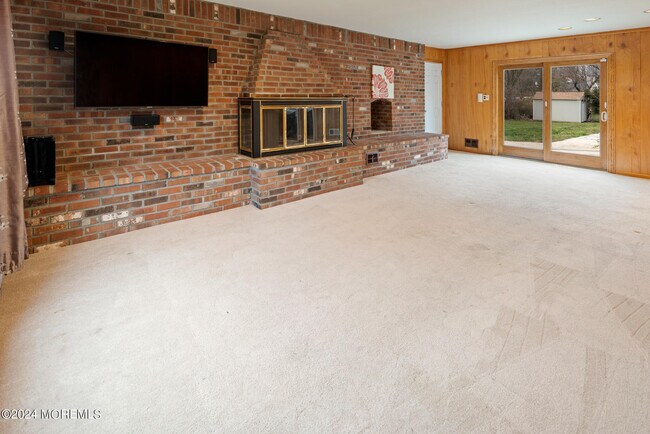 Building Photo - 362 Elton Adelphia Rd
