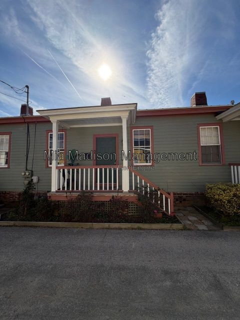 Building Photo - 547 E Macon St
